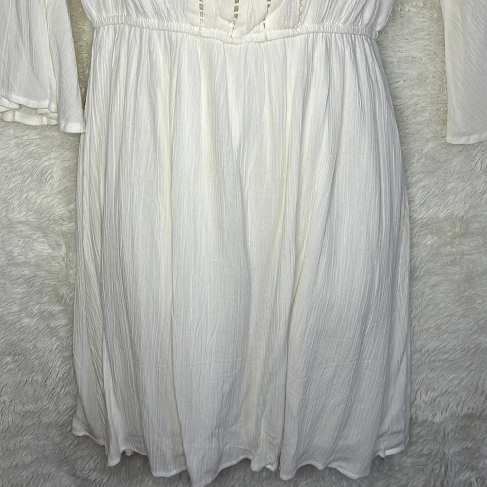White off the shoulder dress, size Medium - Picture 6 of 11
